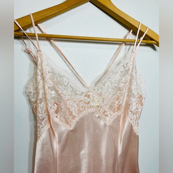 Vintage Victoria’s Secret Lace Slip Dress Light Pink Sexy Sleepwear Size S - Picture 9 of 10
